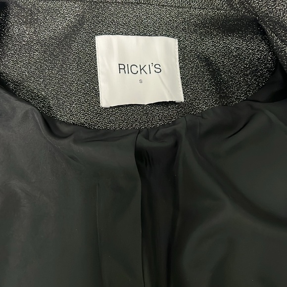 Ricki's Black & Silver Blazer/Size Small/Discount Shipping / NWOT / Bundle 💰 - Picture 7 of 9